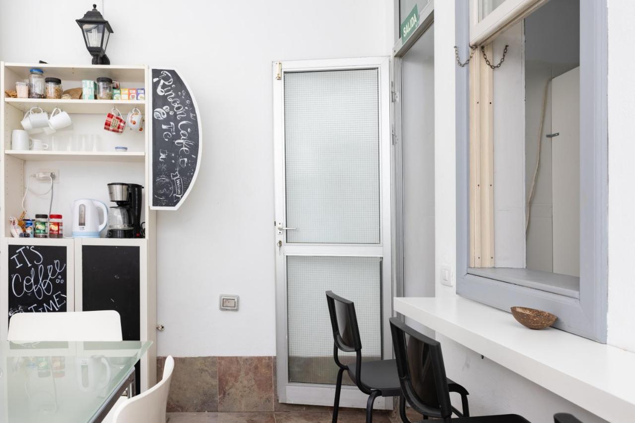 Wanderlust Hostel ซานตาครูซ เด เตเนริเฟ ภายนอก รูปภาพ